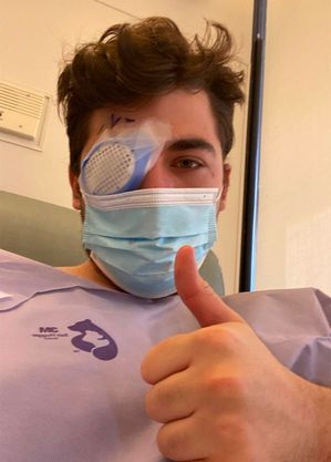 Mike segue em tratamento ap&oacute;s perder a vis&atilde;o – Foto: Daily Star/Reprodu&ccedil;&atilde;o/ND