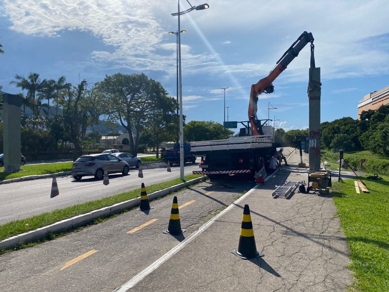 Passarela de pedestres do Villa Romana foi desmontada – Foto: Gustavo Bruning/ND