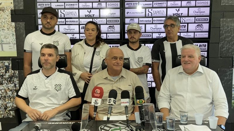 Entrevista coletiva concedida pelo Figueirense, na manhã desta sexta, foi assustadora