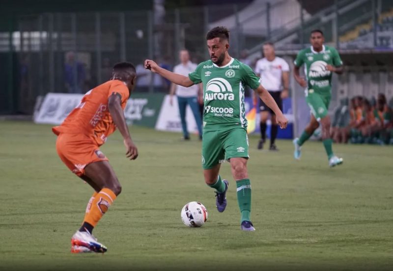 Pavani refor&ccedil;a a Chapecoense contra o Barra – Foto: Tiago Meneghini/Chapecoense/Divulga&ccedil;&atilde;o/ND