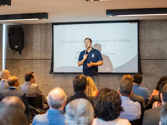 Segundo encontro jur&iacute;dico quer unir advogados joinvilenses. – Foto: Divulga&ccedil;&atilde;o