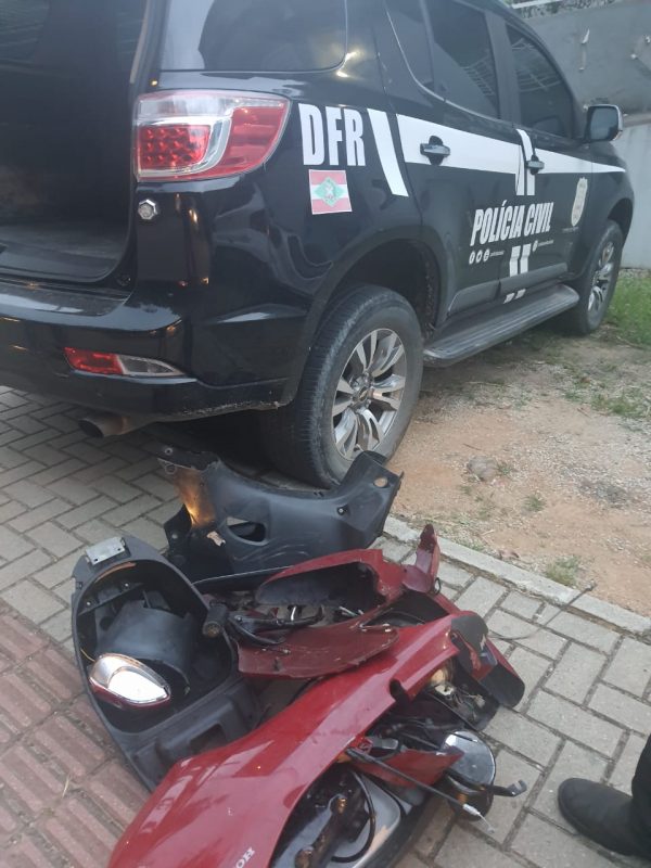 Suspeito de roubar farm&aacute;cia &eacute; preso pela Pol&iacute;cia Civil em Brusque – Foto: Pol&iacute;cia Civil / Reprodu&ccedil;&atilde;o ND