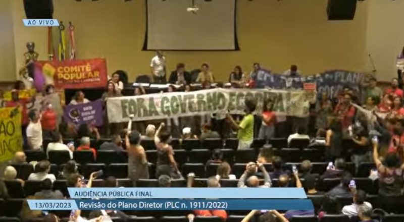 Manifesta&ccedil;&atilde;o impediu manifesta&ccedil;&otilde;es na &uacute;ltima audi&ecirc;ncia p&uacute;blica sobre o Plano Diretor de Florian&oacute;polis – Foto: Divulga&ccedil;&atilde;o/ND