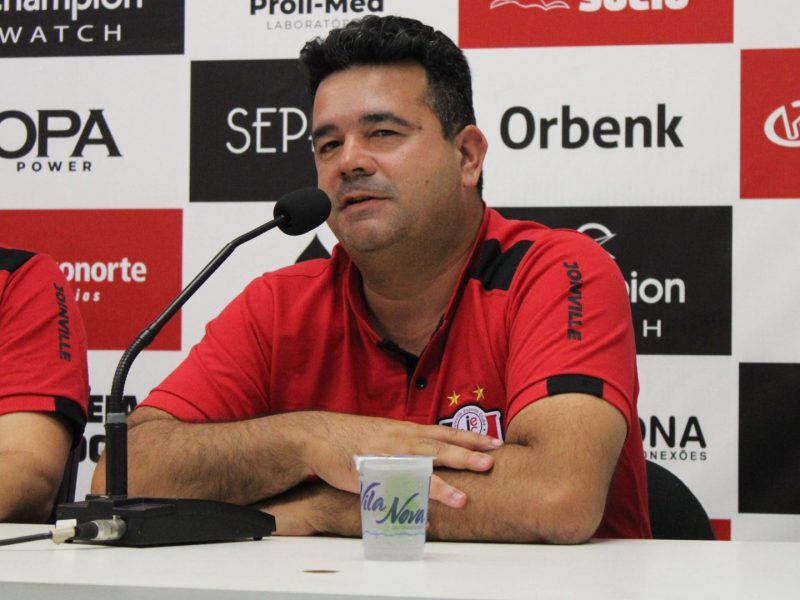 Executivo de futebol, Ricardo Montoro deixa o JEC