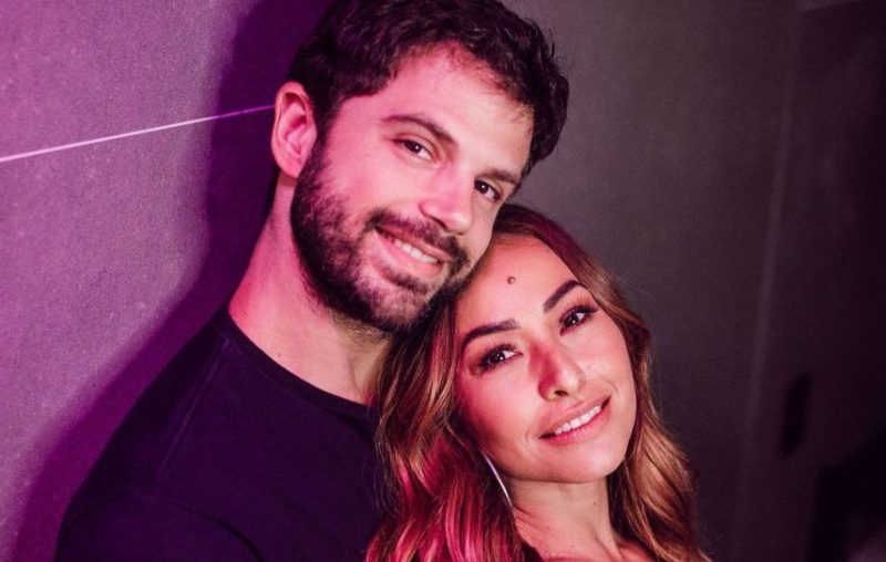 Ex-casal compartilhou a not&iacute;cia nas redes sociais – Foto: @sabrinasato/ Reprodu&ccedil;&atilde;o/ ND