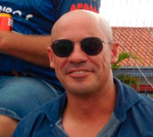 Identificado homem que morreu atropelado na BR-470 ap&oacute;s se jogar em cap&ocirc; de carro – Foto: Adecir Gon&ccedil;alves / Reprodu&ccedil;&atilde;o ND