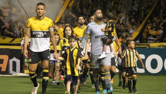 Onde assistir ao vivo a Brusque x Avaí, pela semifinal do Campeonato  Catarinense?