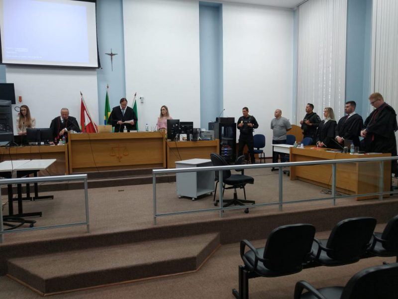 mauriceia, condenado