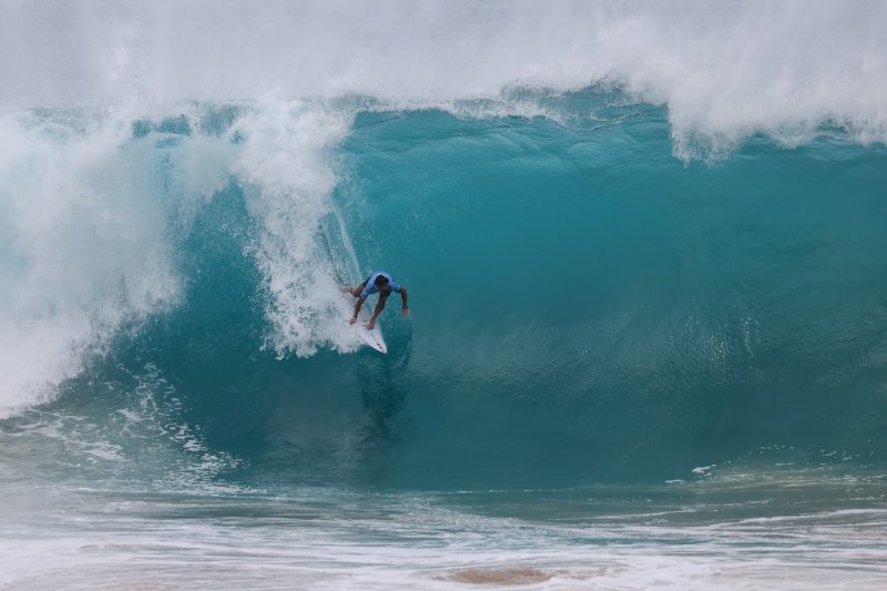 Em tempos de pandemia, Noronha tem campeonato de surfe online