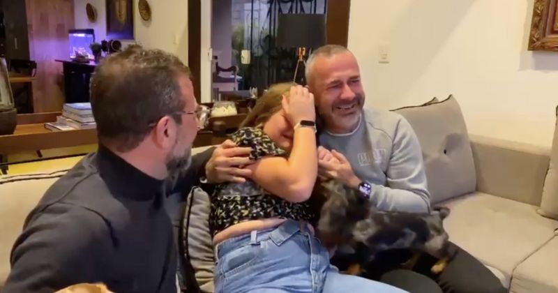 Menina se emocionou ao saber da vinda dos irm&atilde;os – Foto: Geninho Goes/Reprodu&ccedil;&atilde;o/ND