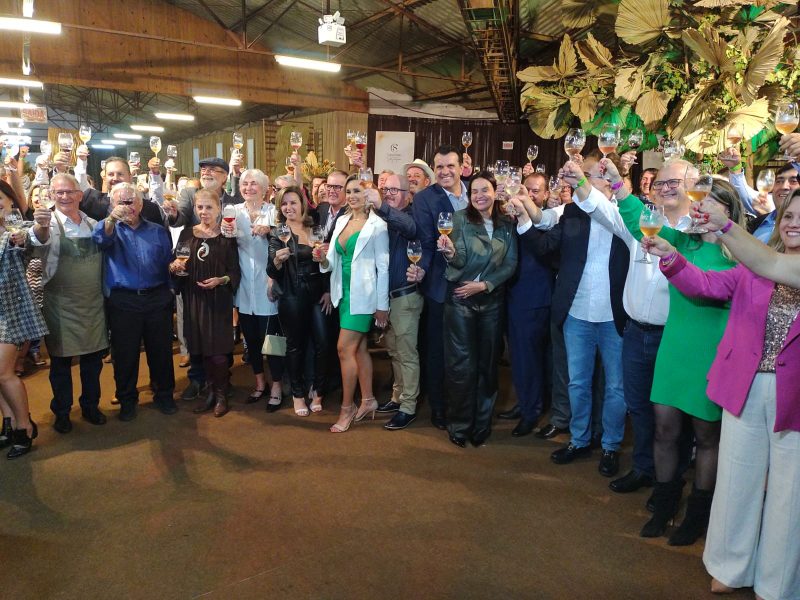 Durante dois fins de semana o festival Vindima, um evento paralelo &agrave; programa&ccedil;&atilde;o realizada nas vin&iacute;colas, contar&aacute; com degusta&ccedil;&atilde;o de vinhos e gastronomia regional – Foto: Paulo Muller/NDTV