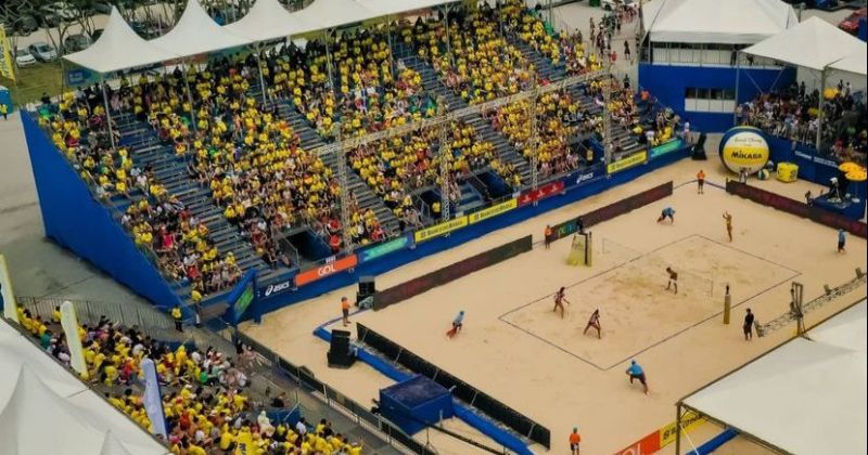 Arena de Futebol de Areia começa a ser montada na segunda-feira (9)