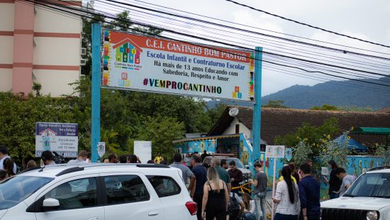 Policiamento será reforçado para retorno às aulas na creche Cantinho do Bom  Pastor, em SC - Diário da Borborema