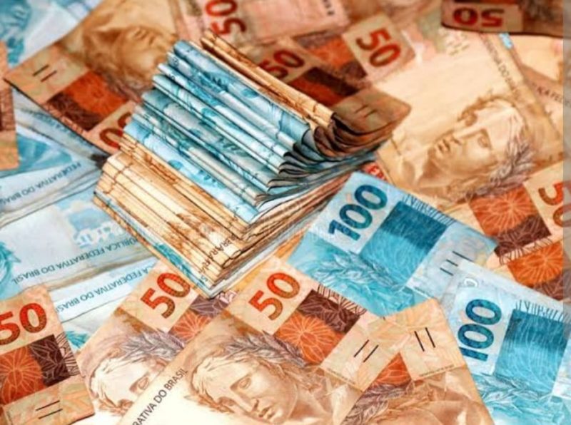 Pagamento de uma aposta de meio milh&atilde;o de reais foi motivo de um encontro de amigos como testemunhas nesta semana em Crici&uacute;ma. – Foto: Divulga&ccedil;&atilde;o/ND