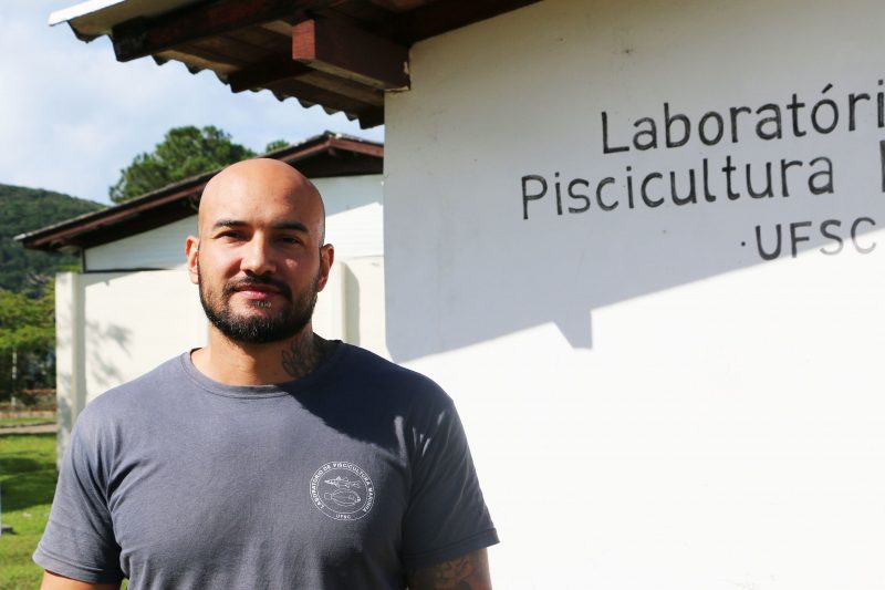 Doutor e engenheiro em aquicultura Caio Magnotti &eacute; o respons&aacute;vel pela pesquisa – Foto: Acervo Lapmar/Divulga&ccedil;&atilde;o/ND
