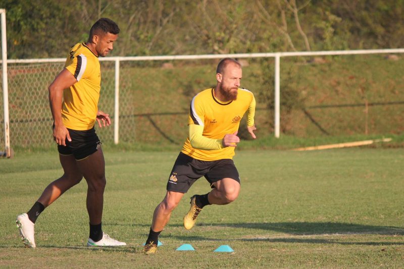 JOGOS DE FUTEBOL DESTA SEGUNDA 01/05/2023, JOGOS NA TV, FUTEBOL NA TV