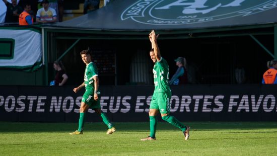 Após muita expectativa, Foguinho deixa a Chapecoense sem se tornar realidade