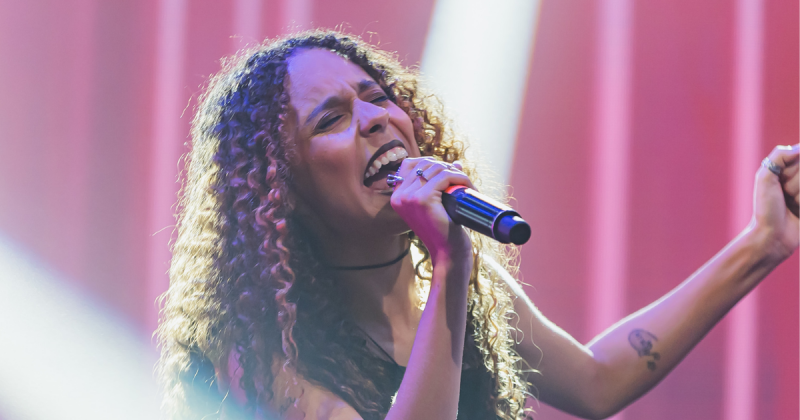 Lua cantou Amy Winehouse – Foto: Jos&eacute; Somensi/Divulga&ccedil;&atilde;o/NDTV