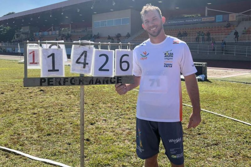 Edenilson Roberto Floriani estabeleceu o novo recorde das Am&eacute;ricas no arremesso de peso – Foto: Divulga&ccedil;&atilde;o/ND