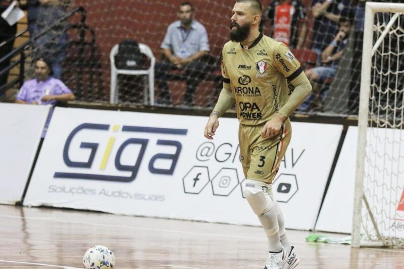 Willian retorna ao time ap&oacute;s perder as duas primeiras rodadas da Liga Nacional – Foto: JEC Futsal/Divulga&ccedil;&atilde;o/ND