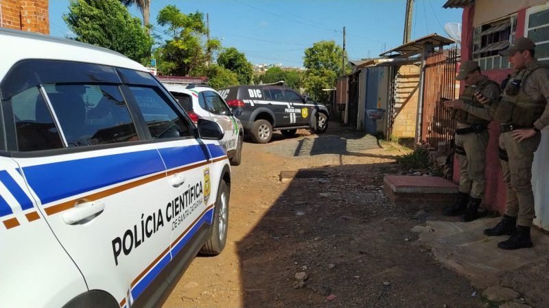 O local foi isolado para per&iacute;cia &mdash; Foto: Lidiane Pagliosa/ND