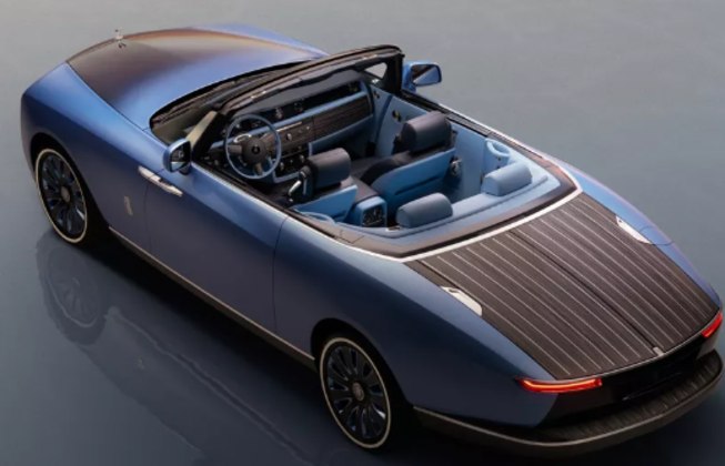 Também a pedido do 'padrinho', o Boat Tail tem toda a sua arquitetura voltada para os barcos. Boat, em inglês, significa barco
- Divulgação/Rolls-Royce