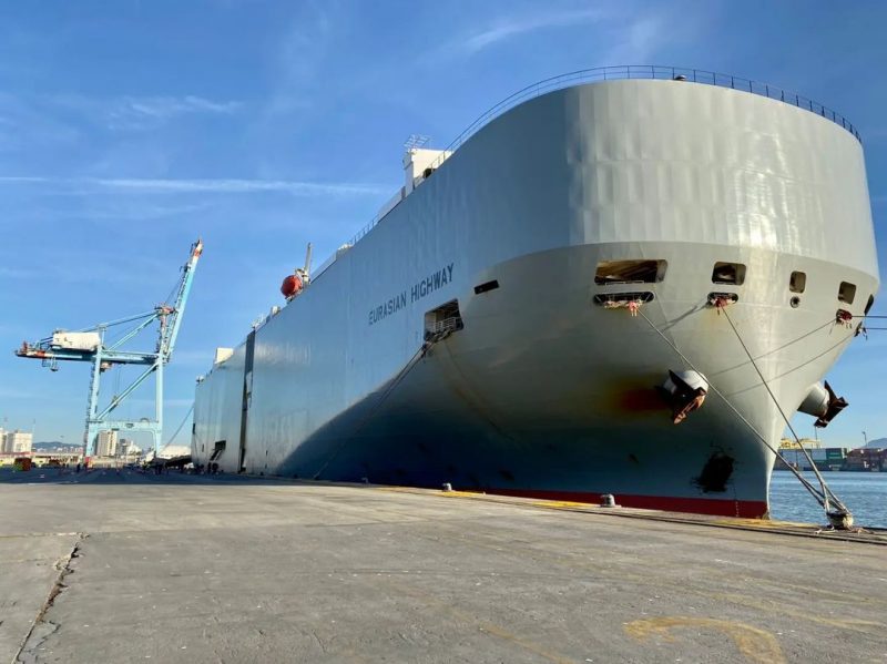 Ro-Ro ship docked in Itajaí with over 800 vehicles – Photo: Porto de Itajaí/Disclosure/ND