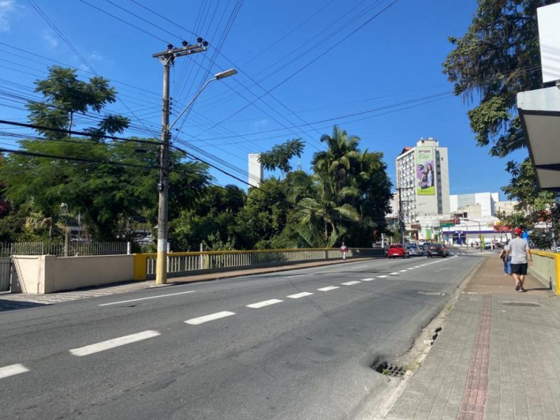 Manutenção em adutora será realizada neste domingo 