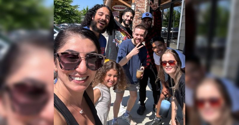 Catarinense conheceu cantor Anees nos EUA