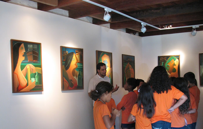 H&aacute; muitas obras que a Funda&ccedil;&atilde;o Hassis guarda em suas instala&ccedil;&otilde;es, no bairro Itagua&ccedil;u – Foto: Funda&ccedil;&atilde;o Hassis/Divulga&ccedil;&atilde;o/ND