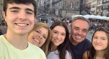 Durante audiência, filhos ficam em silêncio 