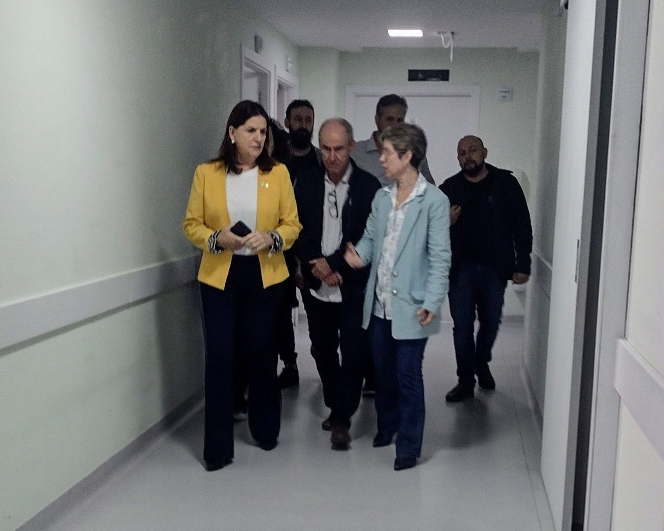 Secretary of State for Health's agenda included city hospital visits and discussion of Santa Catarina hospital policy - Secom/Governo de Santa Catarina/Disclosure/ND