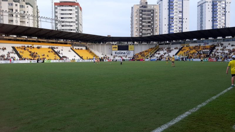 Jogo das Estrelas com R10 em Criciúma será despedida de Maicon