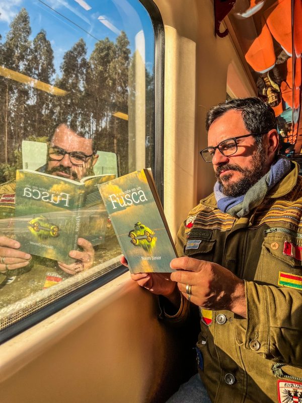 Livro 'A vida cabe em um Fusca' 