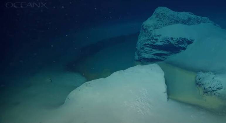 'Piscinas da morte' no fundo do mar podem conter evidências de vida em outros planetas