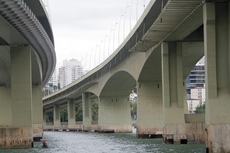 Pontes Pedro Ivo Campos e Colombo Salles, em Florianópolis