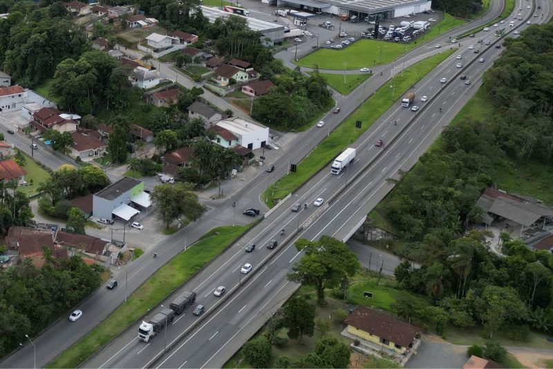 BR-101 terá bloqueio total na madrugada dos próximos dias em Joinville