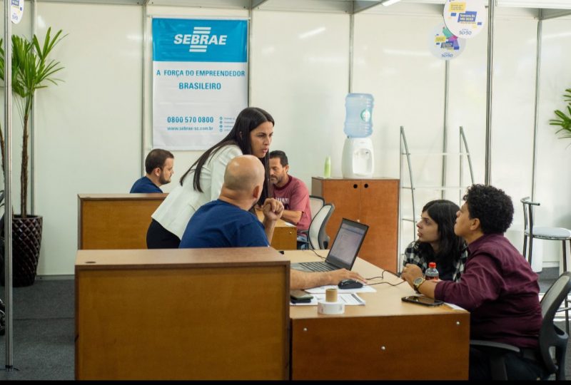 Tenda est&aacute; montada na Pra&ccedil;a Nereu Ramos – Foto: Sebrae/Reprodu&ccedil;&atilde;o/ND
