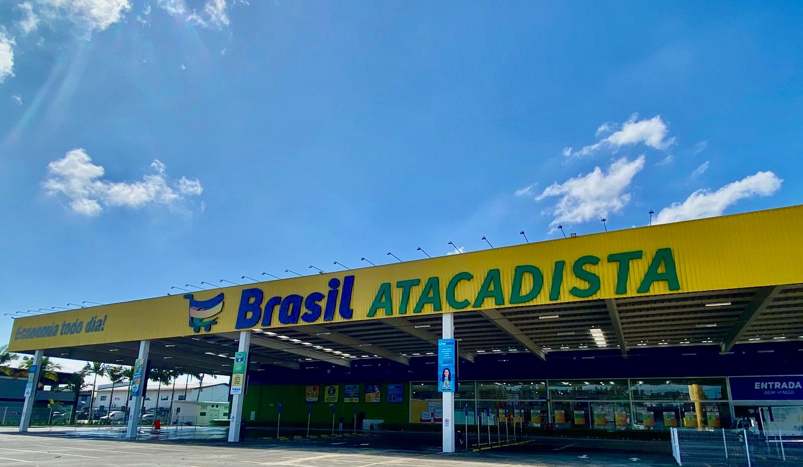 Brasil Atacadista inaugura sua primeira loja em Blumenau