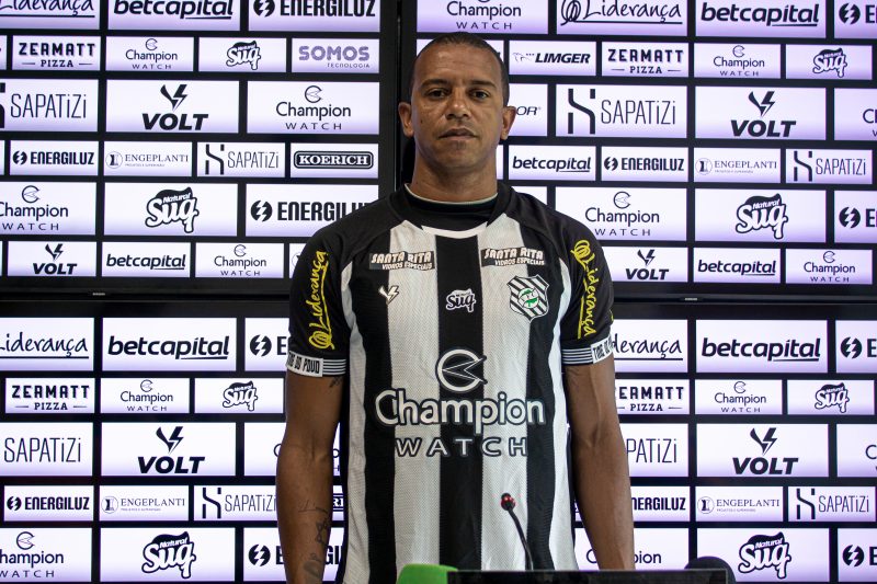 William Matheus, do Figueirense