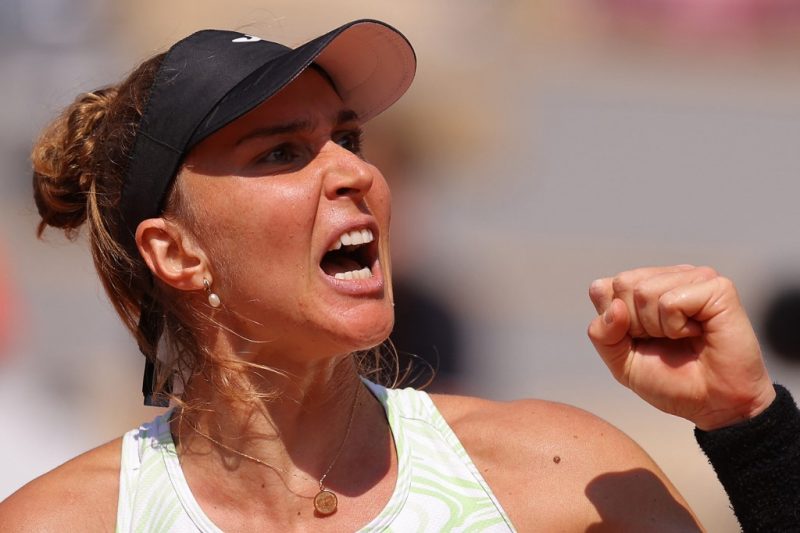 Bia Haddad vira o jogo, aumenta sua história e vai às semifinais de Roland  Garros