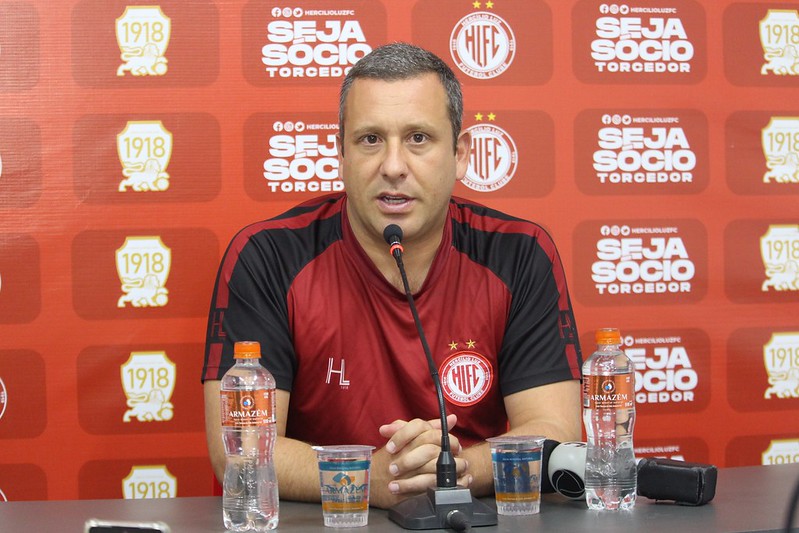 Raul Cabral deixa o comando do Hercílio Luz