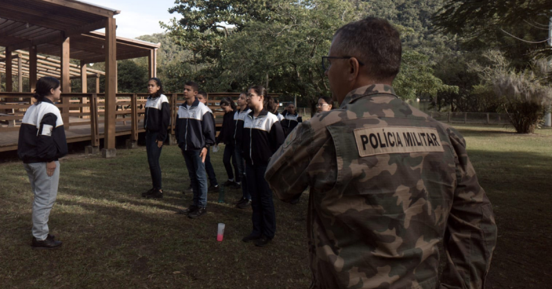 Protetor Ambiental é um programa da Polícia Militar Ambiental que tem como objetivo orientar jovens e incentivando a prevenção de infrações ambientais.