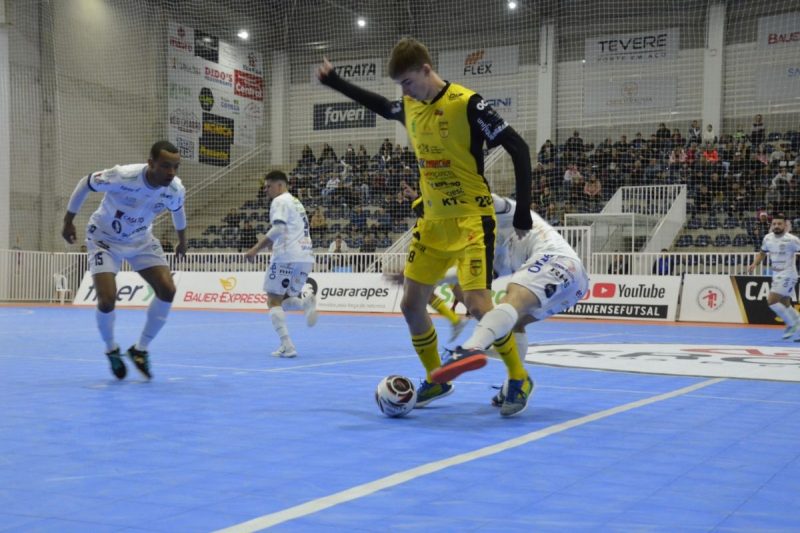 Jaraguá Futsal visitou o São Lourenço na noite de terça-feira (20)