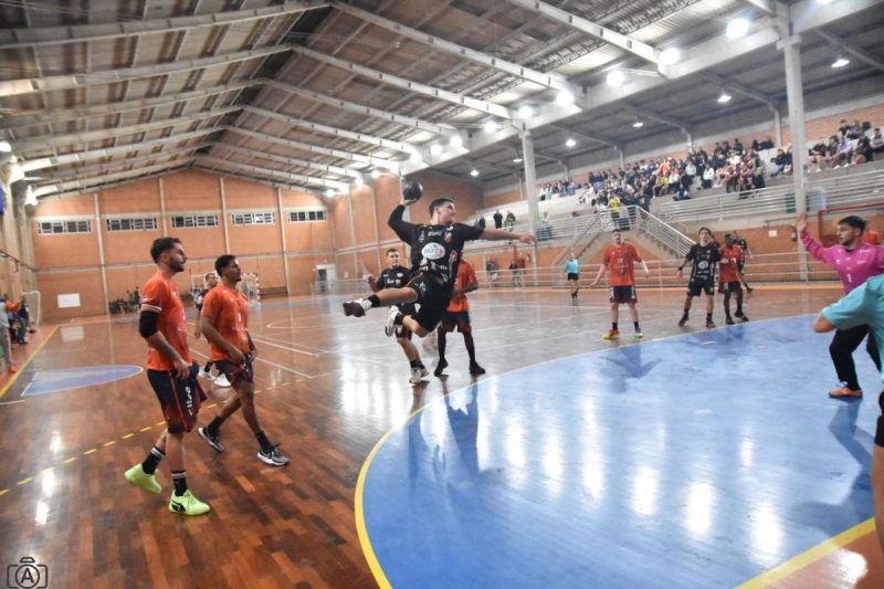 Handebol de Joinville enfrenta o Cascavel neste sábado (24)