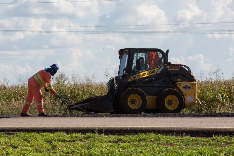 Obras de restaura&ccedil;&atilde;o da BR-153 exigem opera&ccedil;&atilde;o ‘pare e siga’ em Conc&oacute;rdia – Foto: Reprodu&ccedil;&atilde;o/ND