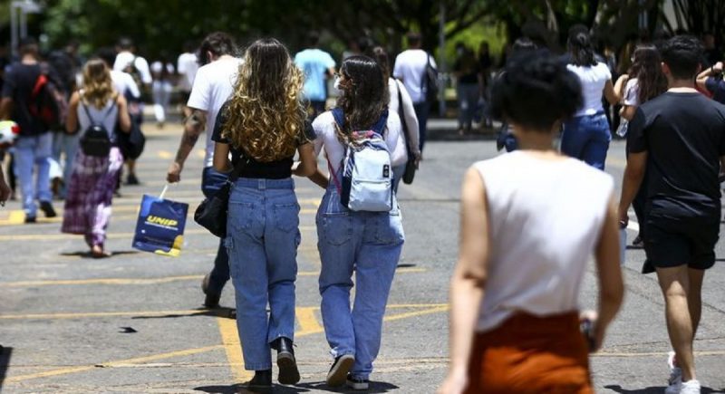 Estudantes têm até esta sexta (16) para se inscreverem no Enem 2023