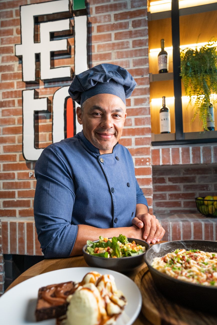Pizzas e massas: Tradicional e moderno de mãos dadas no conceito da ...
