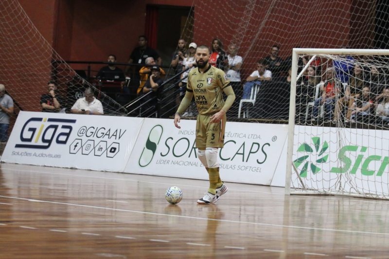 Goleiro Willian desfalca o JEC Futsal