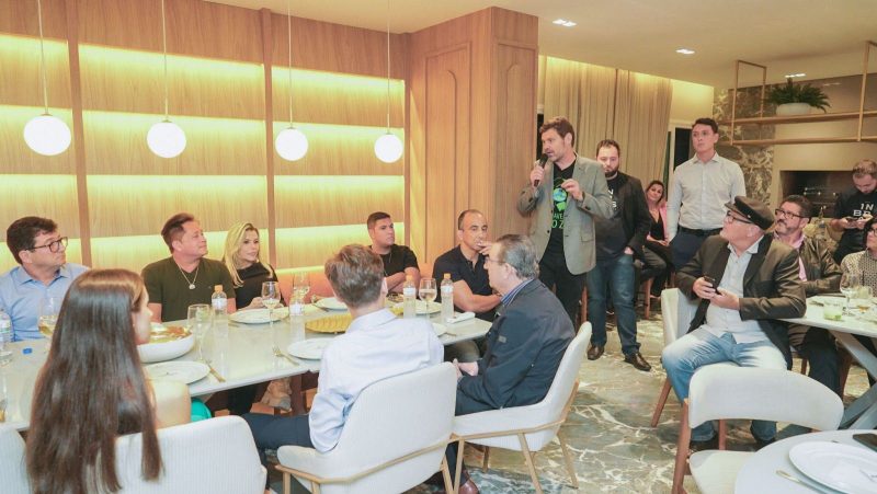 Apartamento de luxo em Navegantes j&aacute; est&aacute; mobiliado e decorado – Foto: Imbrasul/Divulga&ccedil;&atilde;o